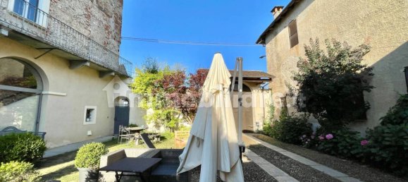 5 bedrooms Villa in Cuneo, Italy No. 270769 4