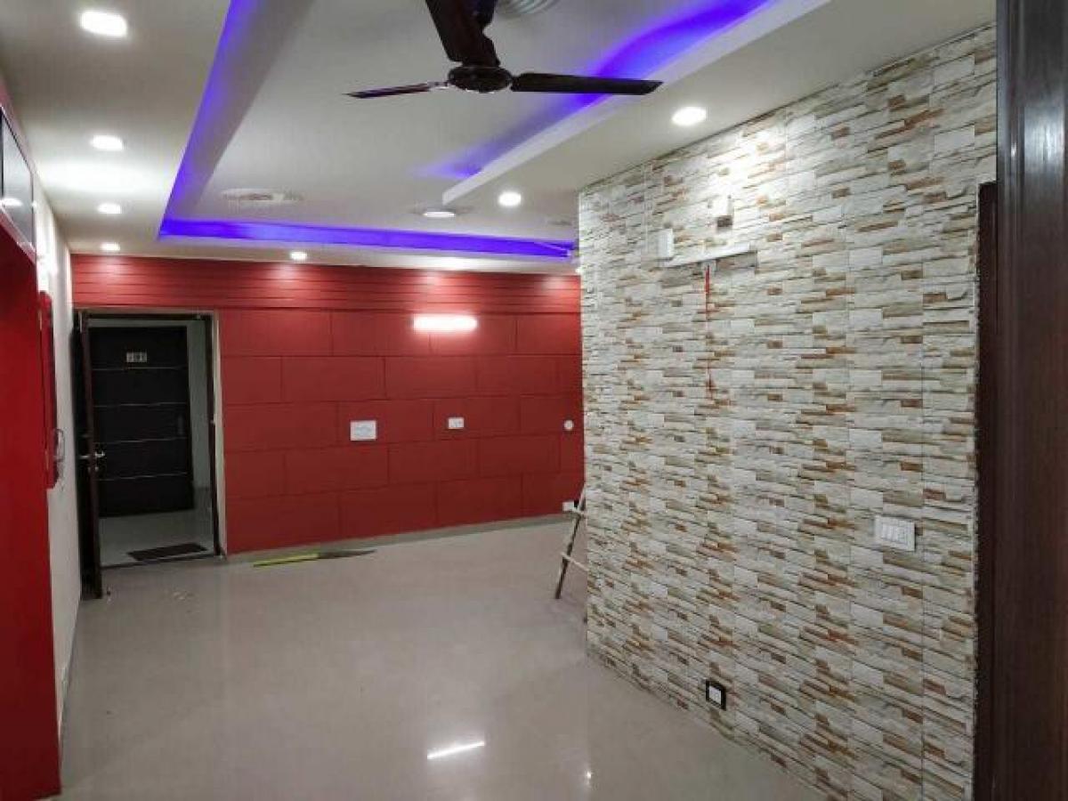 3 bedrooms House in Gurgaon, India No. 7495