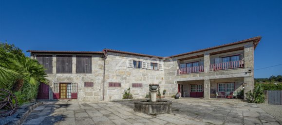 Дом с 8 спальнями в Повуа ди Ланьозу, Португалия № 31709 8