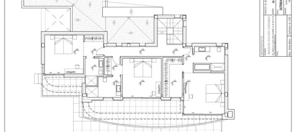 4 bedrooms Villa in Calpe, Spain No. 1602 2