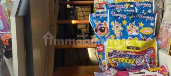 Коммерческая недвижимость с 3 комнатами в Гроттаферрата, Италия № 87465 8