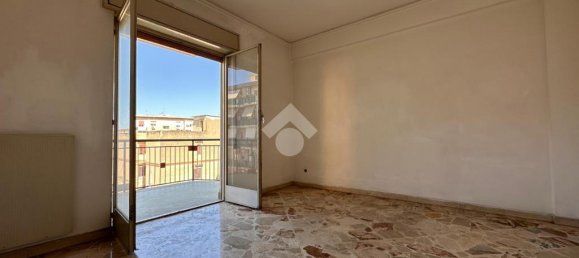 2 bedrooms Apartment in Palermo, Italy No. 300037 11