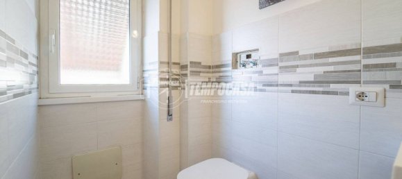 3 bedrooms Apartment in Rome, Italy No. 294189 18