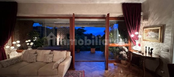 3 bedrooms Apartment in Turin, Italy No. 326764 6