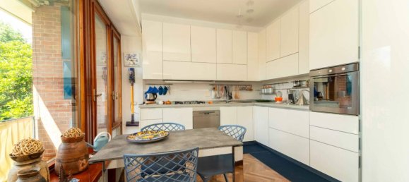 3 bedrooms Apartment in Turin, Italy No. 326764 23