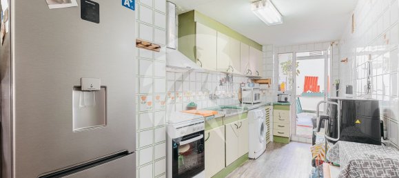 Apartamento de 3 dormitorios en Valencia, Spain No. 172216 9