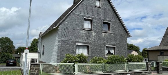 4 rooms House in Lahn-Dill, Germany No. 277699 2