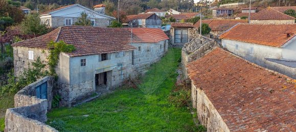 3 bedrooms House in Paredes, Portugal No. 24896 8