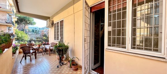 3 rooms Apartment in Rome, Italy No. 2308 11