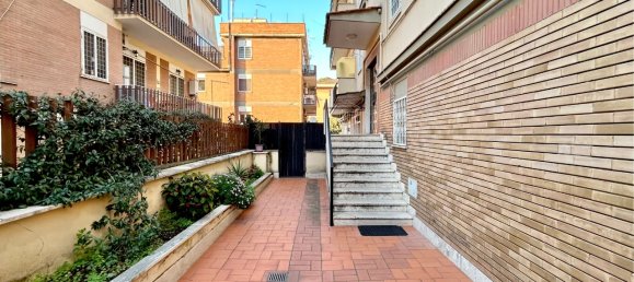 3 rooms Apartment in Rome, Italy No. 2308 6