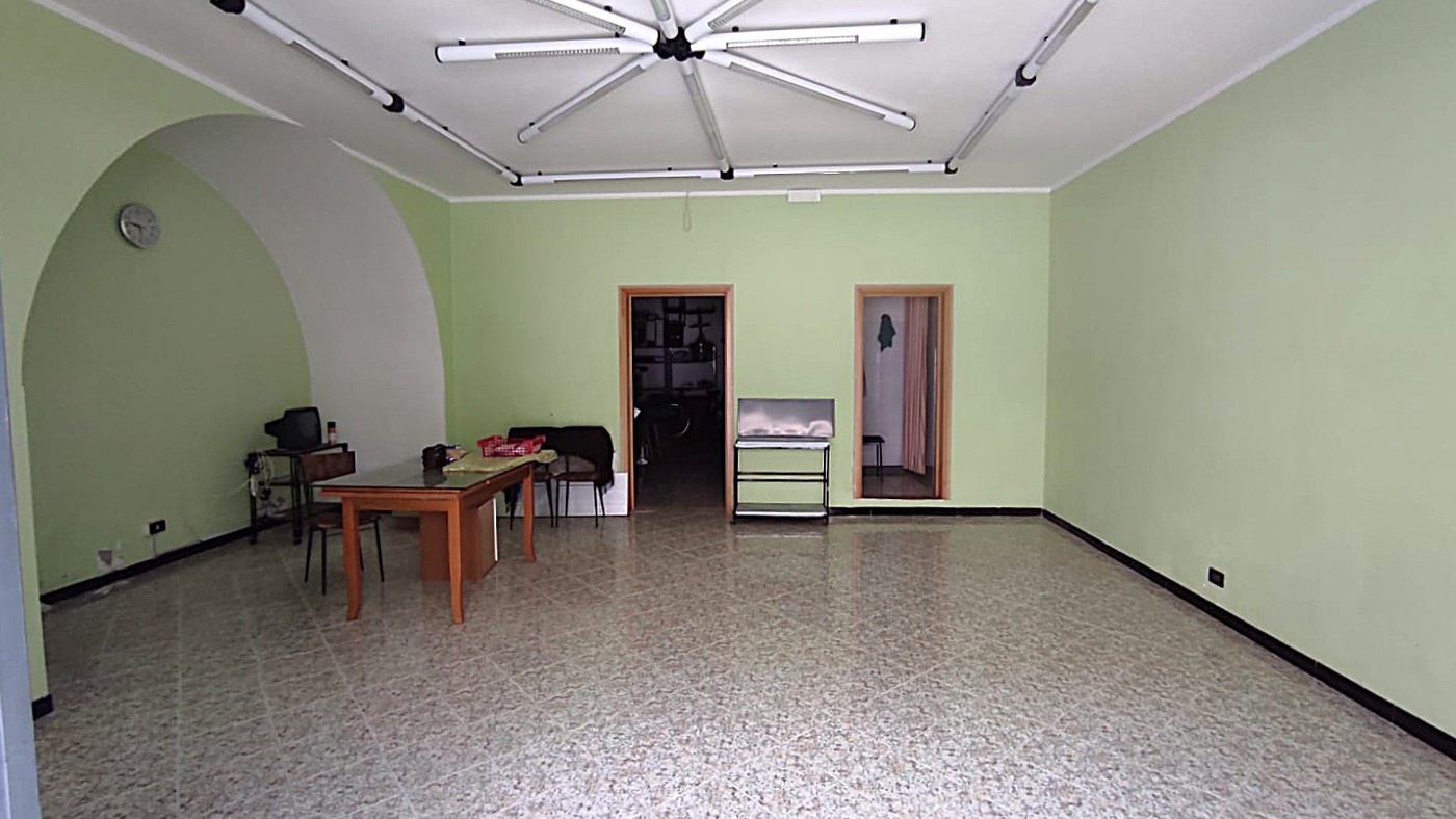 2 rooms Commercial property in San Severo, Italy No. 324319