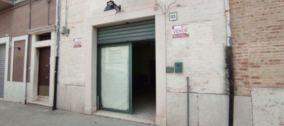 2 rooms Commercial property in San Severo, Italy No. 324319 5