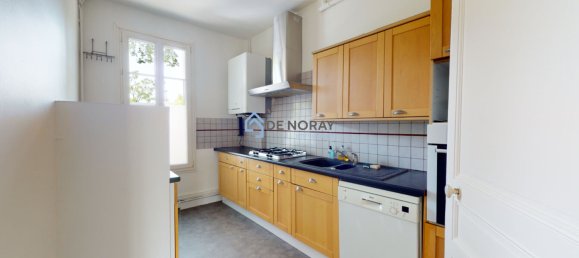 8 bedrooms House in Tours, France No. 79635 2