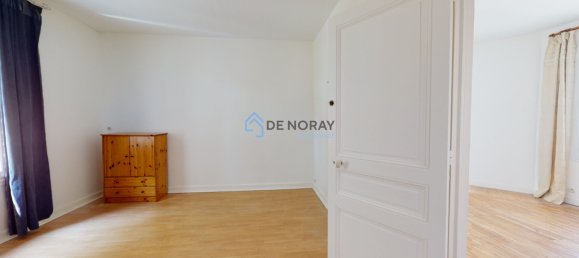 8 bedrooms House in Tours, France No. 79635 10