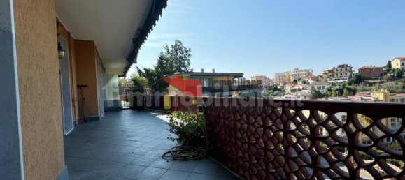 1 bedroom Apartment in Sanremo, Italy No. 33270 3