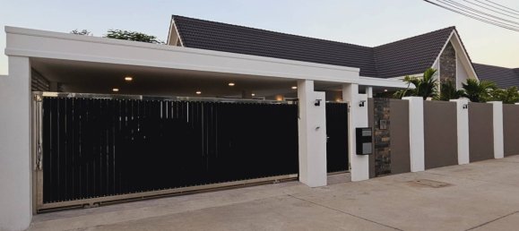 3 bedrooms Cafe / restaurant in Pattaya, Thailand No. 19357 14