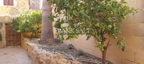 2 bedrooms Farm in Sannat, Malta No. 1059 16