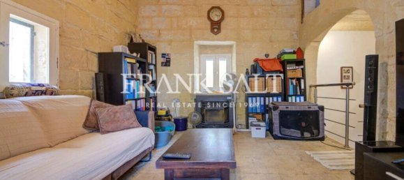 2 bedrooms Farm in Sannat, Malta No. 1059 9