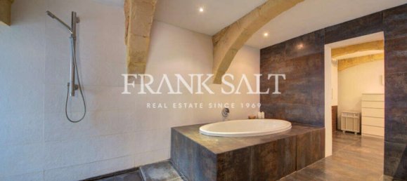 2 bedrooms Farm in Sannat, Malta No. 1059 14