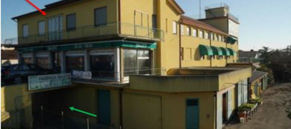 7 rooms Apartment in Quarto d'Altino, Italy No. 9022 2