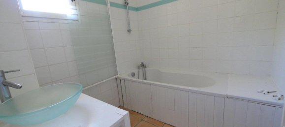 3 bedrooms House in Occitanie, France No. 360881 13