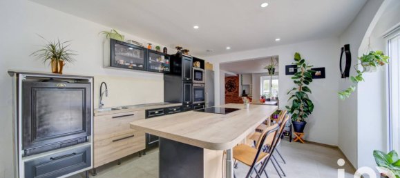 4 bedrooms Townhouse in Hatrize, France No. 219283 18