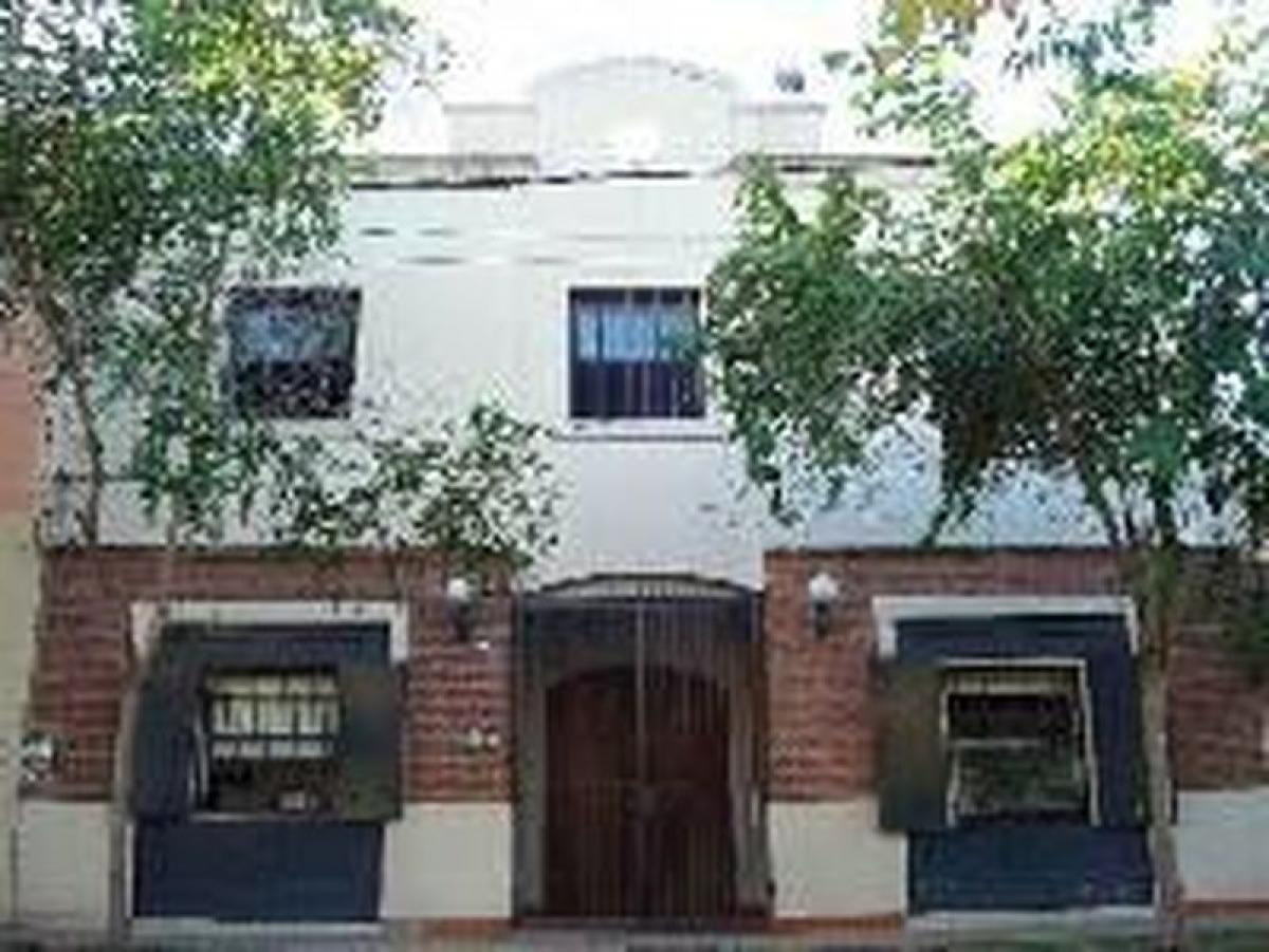 250m² Office in San Isidro, Argentina No. 27501