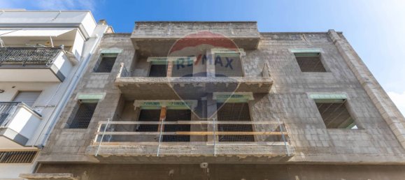 Apartamento de 3 dormitorios en Polignano a Mare, Italy No. 353263 41