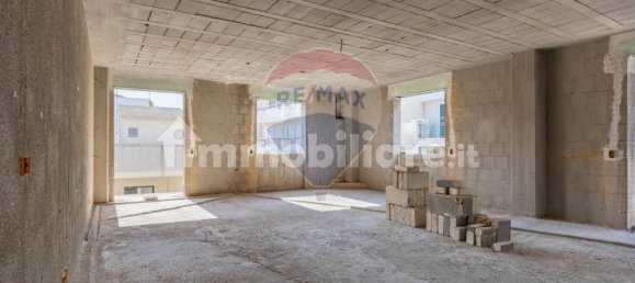 Apartamento de 3 dormitorios en Polignano a Mare, Italy No. 353263 3