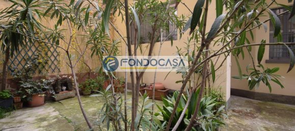 2-salle Appartement à Milan, Italy No. 240966 12