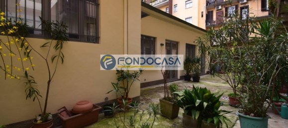 2-salle Appartement à Milan, Italy No. 240966 14