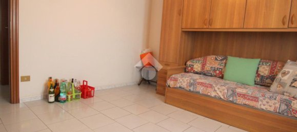 2 bedrooms Apartment in Rho, Italy No. 287084 15