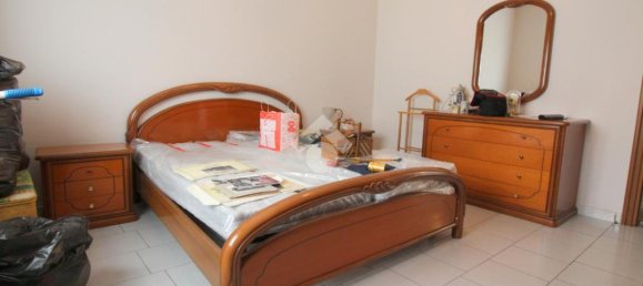 2 bedrooms Apartment in Rho, Italy No. 287084 10