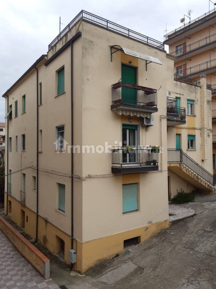 3 غرف نوم شقة في Rose, Italy رقم 105461