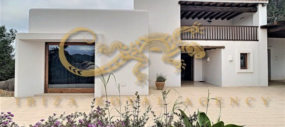 3 bedrooms Villa in Sant Agusti des Vedra, Spain No. 846 8