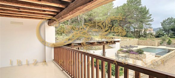 3 bedrooms Villa in Sant Agusti des Vedra, Spain No. 846 28