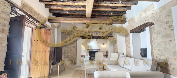 3 bedrooms Villa in Sant Agusti des Vedra, Spain No. 846 18