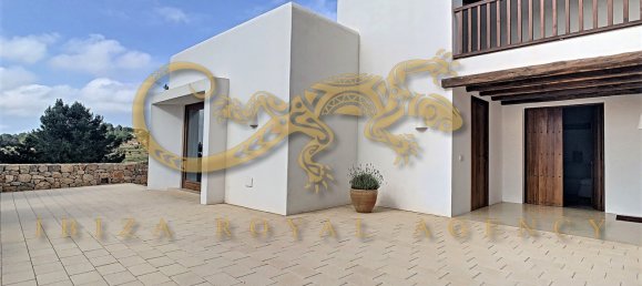 3 bedrooms Villa in Sant Agusti des Vedra, Spain No. 846 6