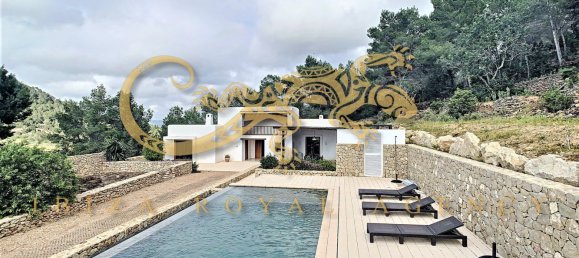 3 bedrooms Villa in Sant Agusti des Vedra, Spain No. 846 4