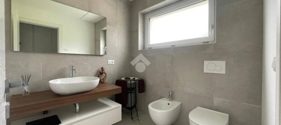 2 bedrooms Villa in Feltre, Italy No. 357189 40