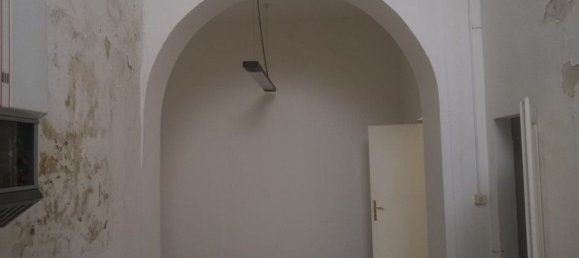 Квартира с 10 комнатами в Пенне, Италия № 87084 13