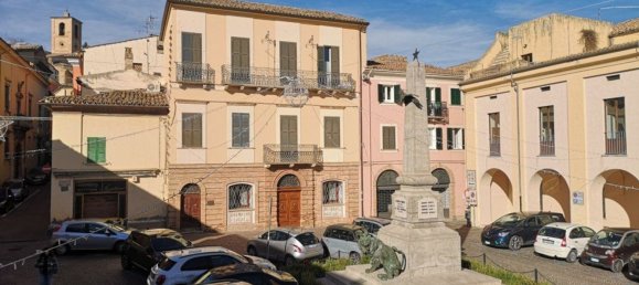 Квартира с 10 комнатами в Пенне, Италия № 87084 11