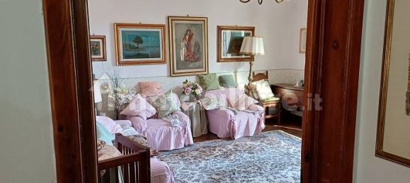 3 bedrooms Apartment in Florence, Italy No. 361829 26