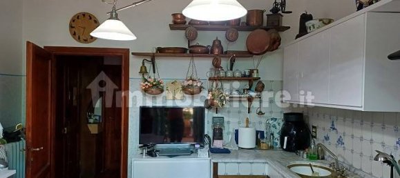 3 bedrooms Apartment in Florence, Italy No. 361829 20