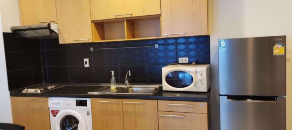 Apartamento com 1 quarto em condomínio em Watthana, Thailand N.º 9471 4