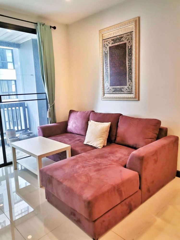 Apartamento com 1 quarto em condomínio em Watthana, Thailand N.º 9471