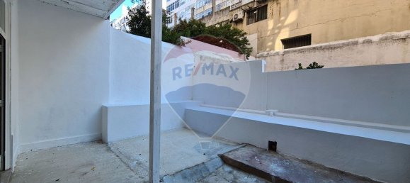 2 bedrooms Apartment in Lisbon, Portugal No. 75259 16