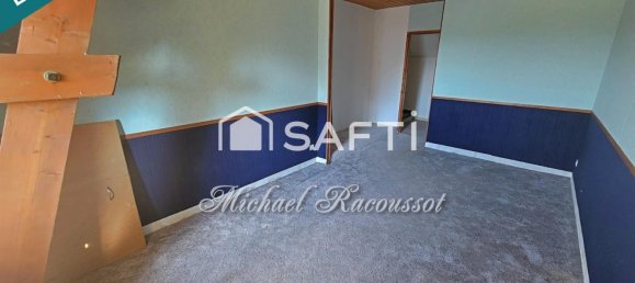 5 bedrooms House in Gourdon, France No. 59655 8