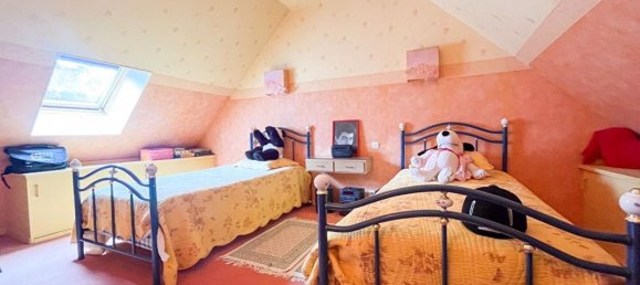 4 chambres Maison à Jeu-Maloches, France No. 253881 11