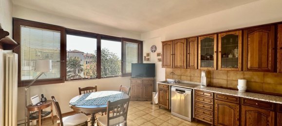5 rooms Apartment in Venice, Italy No. 88728 8